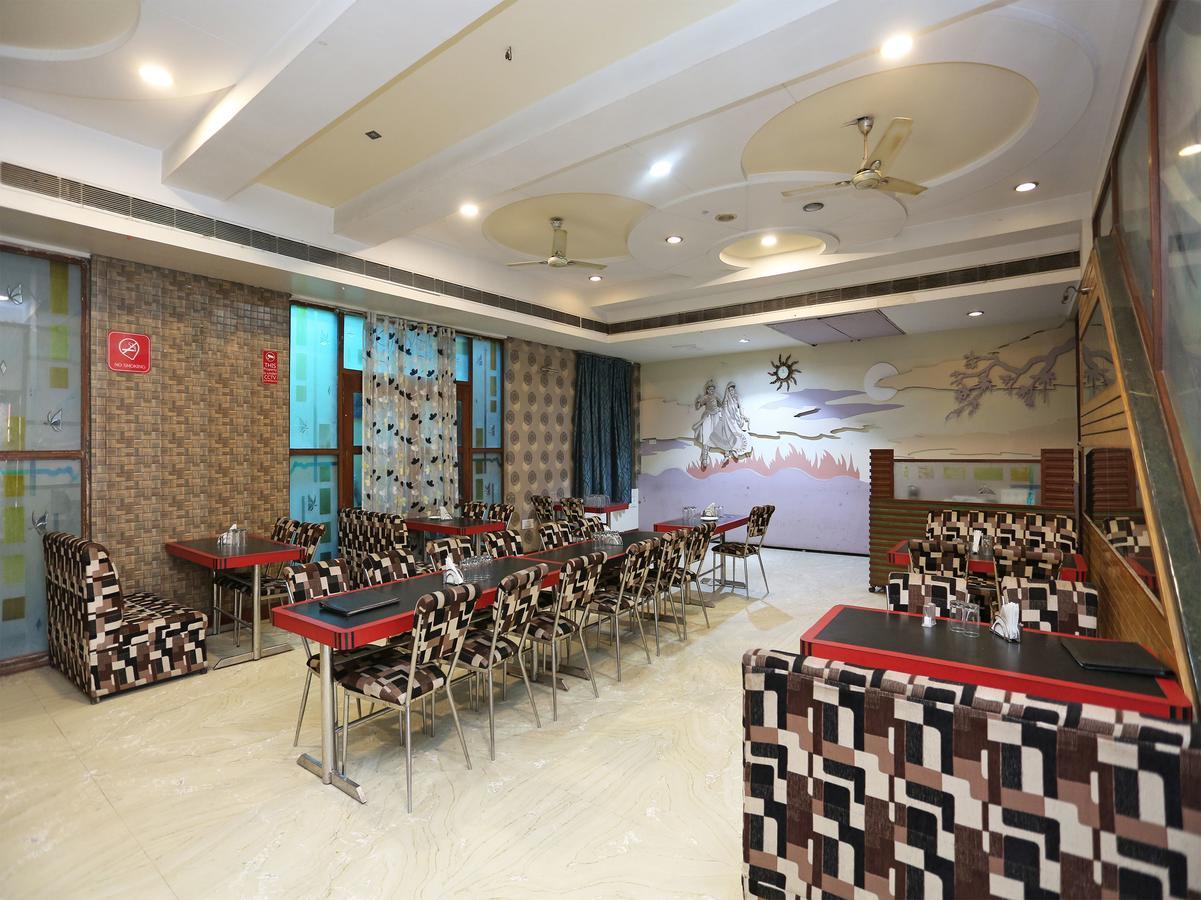 Sheel Gopal Vision Hotel Mathura Exterior foto