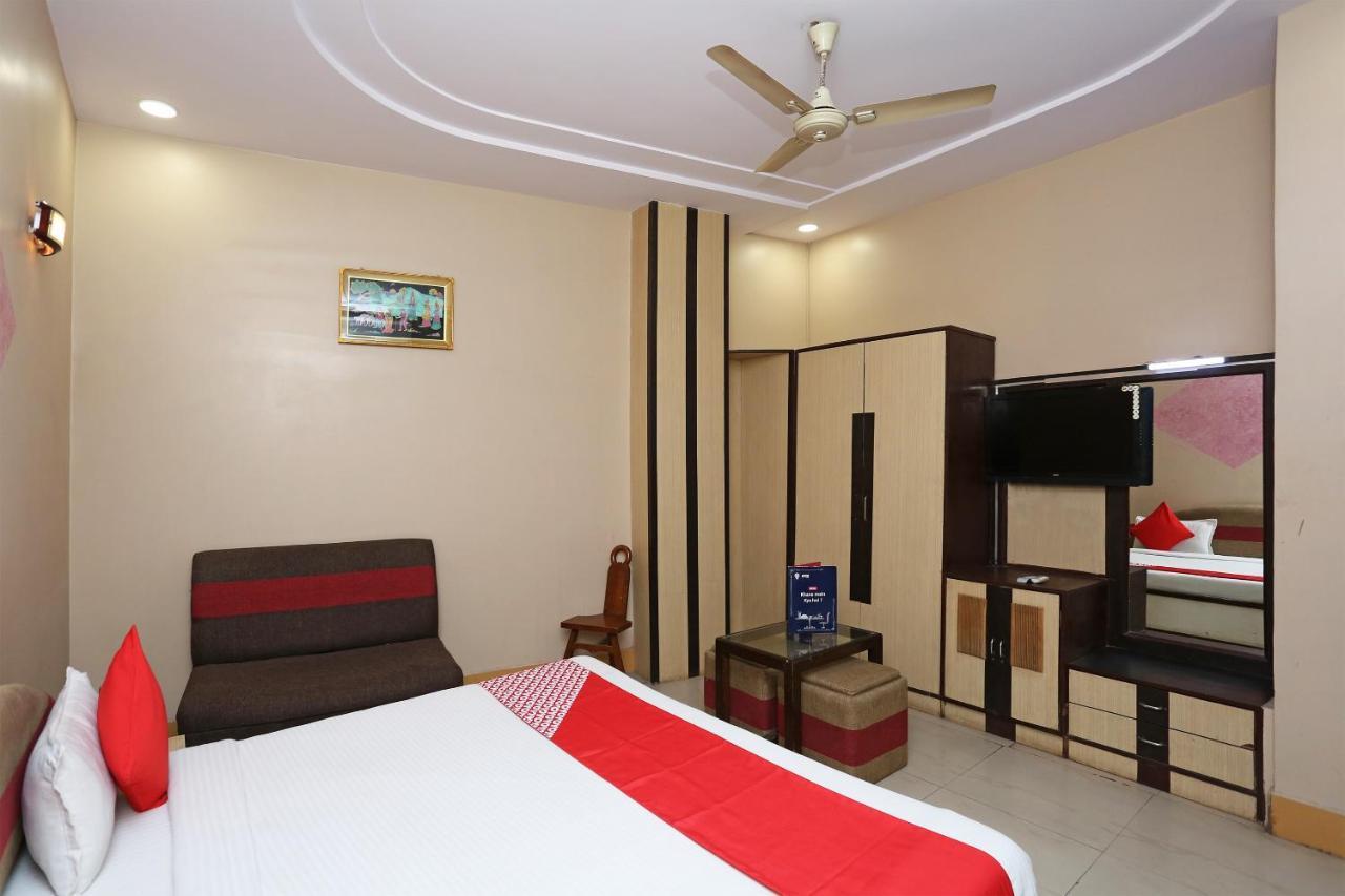 Sheel Gopal Vision Hotel Mathura Exterior foto